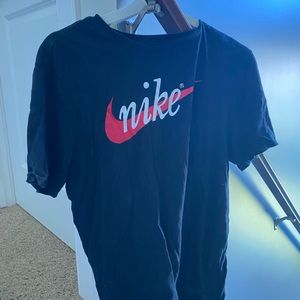 Nike t